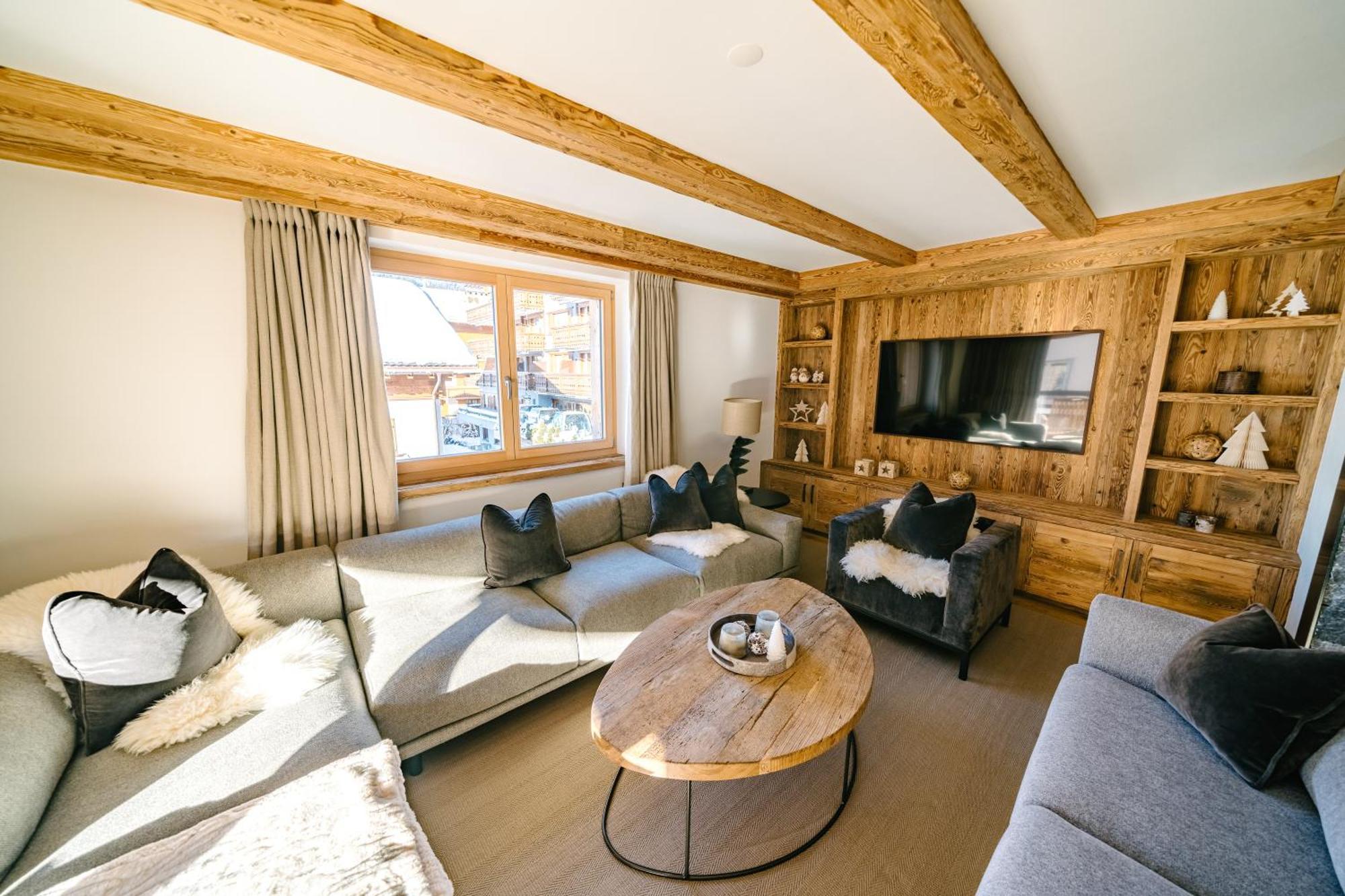 Seven Alpina Boutique Hotel Klosters Exterior photo
